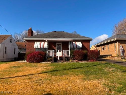 125 Bird Way, Weirton, WV, 26062-2012 | Card Image