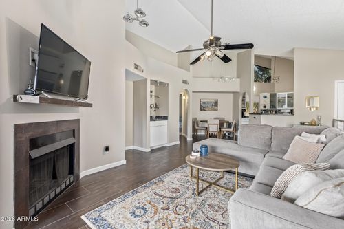 210-10301 N 70th St, Paradise Valley, AZ, 85253-1457 | Card Image