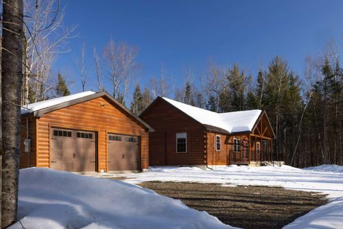28 Sunrise Drive, Newport, ME, 01111 | Card Image