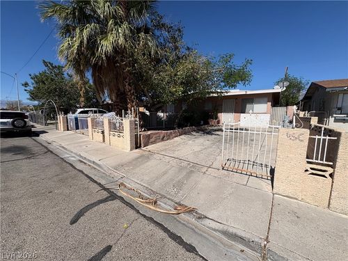 3604 Glendale Ave, North Las Vegas, NV, 89030-3548 | Card Image