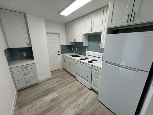 apt-11-2115 N Ocean Blvd, Fort Lauderdale, FL, 33305-1969 | Card Image