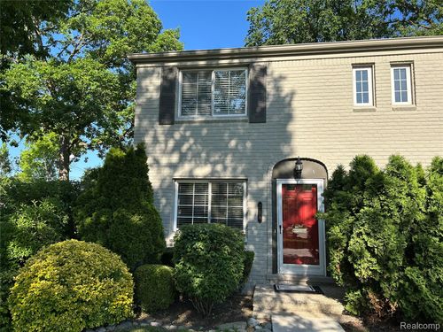 718 Graefield Ct, Birmingham, MI, 48009-7540 | Card Image