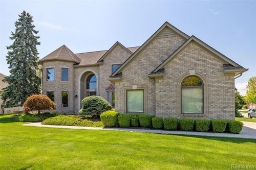 40387 Emerald Ln E, Clinton Township, MI, 48038-4741 | Card Image