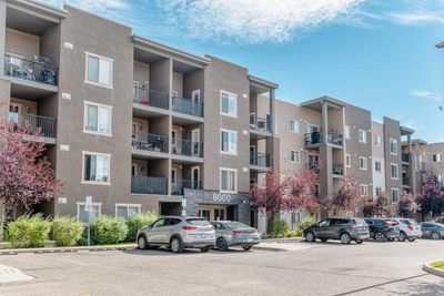 8405 - 403 Mackenzie Way Sw, Condo with 3 bedrooms, 2 bathrooms and 1 parking in Airdrie AB | Image 1