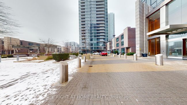 2803 - 9 Valhalla Inn Rd, Condo with 1 bedrooms, 1 bathrooms and 1 parking in Etobicoke ON | Image 4