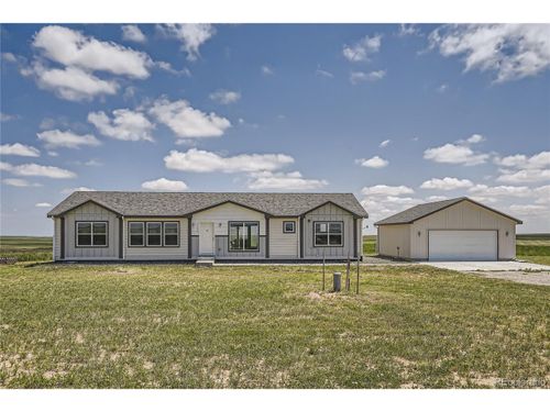 61605 E 38th Ave, Strasburg, CO, 80136 | Card Image