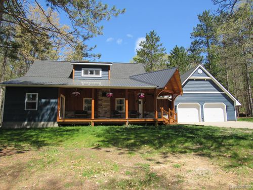 7576 W Birch Rd, Roscommon, MI, 48653-8260 | Card Image
