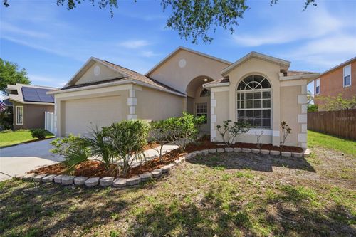 12501 Lake Vista Dr, GIBSONTON, FL, 33534-3929 | Card Image