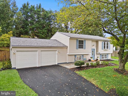 13987 Cabells Mill Dr, CENTREVILLE, VA, 20120-1744 | Card Image