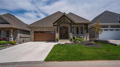 52 Beechnut Lane, Port Dover, ON, N0A1N7 | Card Image
