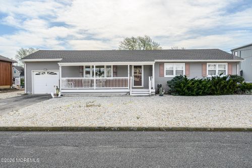 613 Winthrop Dr, Forked River, NJ, 08731-1932 | Card Image
