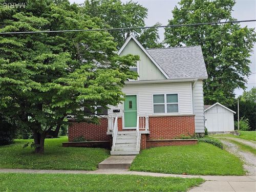 515 N Market St, Sparta, IL, 62286-2026 | Card Image