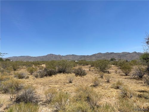 TBD S Aztec Rd, Golden Valley, AZ, 86413 | Card Image