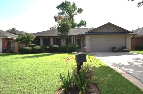 2315 Clear Ridge Dr, Kingwood, TX, 77339-4631 | Card Image