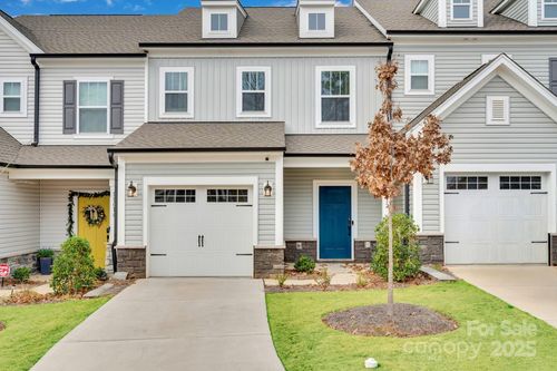 11012 Pagebrook Ln, Charlotte, NC, 28214-7175 | Card Image