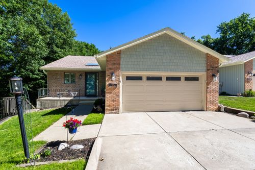 6-915 23rd Ave, East Moline, IL, 61244-2522 | Card Image