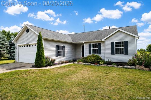 13063 Seymour Rd, Gaines, MI, 48436-9620 | Card Image