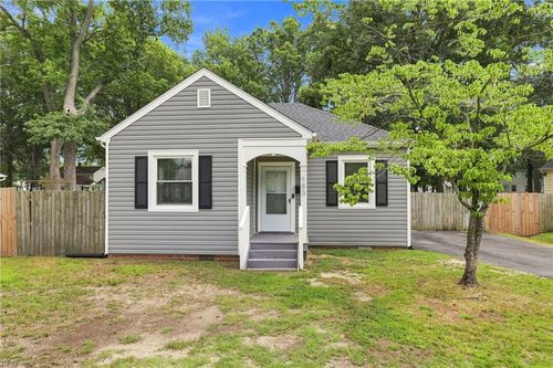 683 Ellen Rd, Newport News, VA, 23605-2850 | Card Image