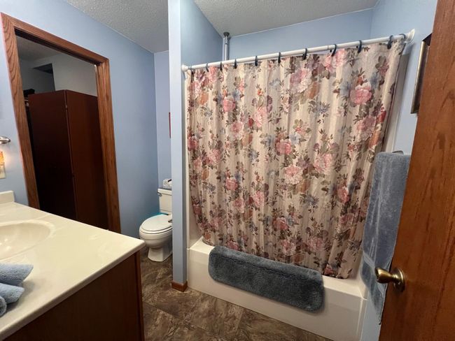Master Bathroom | Image 34