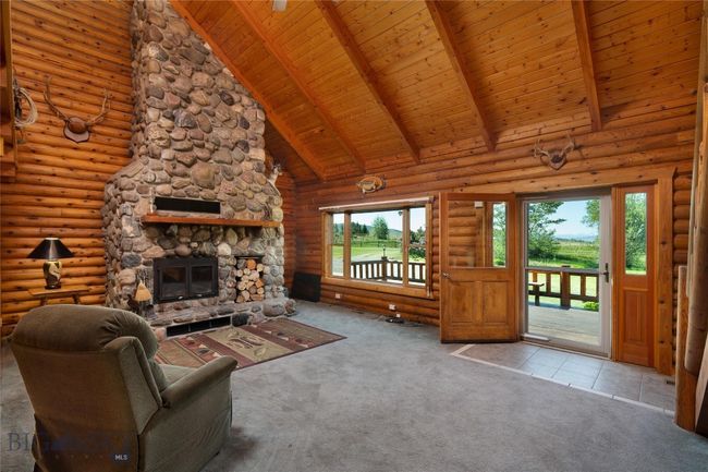 Massive Rock Fireplace | Image 25
