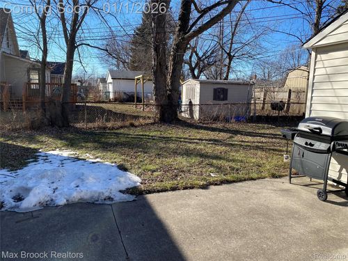 4812 Berwyn Dr, Warren, MI, 48092-4309 | Card Image