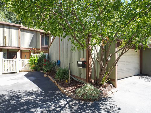 5477 S Willow Ln, Murray, UT, 84107-6241 | Card Image