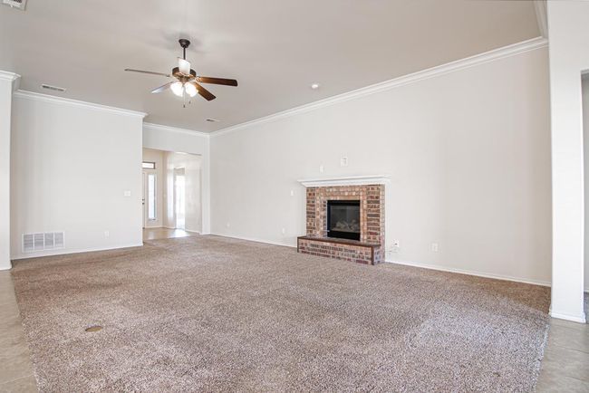 6711 Boot Dr, House other with 3 bedrooms, 2 bathrooms and 2 parking in Midland TX | Image 6