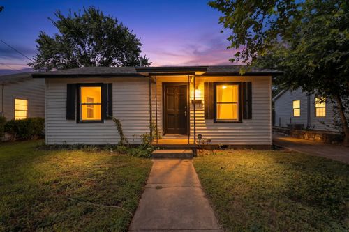 4703 Leslie Ave, Austin, TX, 78721-1417 | Card Image