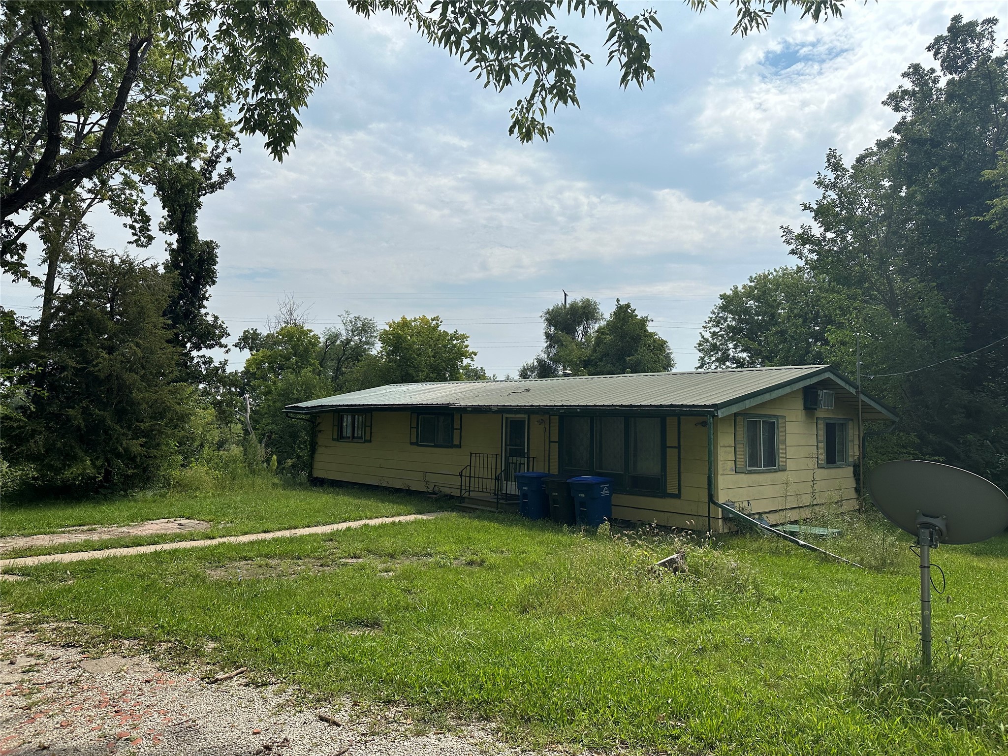 County Line Rd, Des Moines, IA 50320