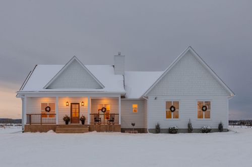 33080 Range Road 61, Sundre, AB, T0M1X0 | Card Image