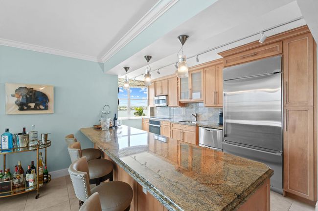APT-601 - 1701 S Flagler Dr, Condo with 3 bedrooms, 2 bathrooms and null parking in West Palm Beach FL | Image 5