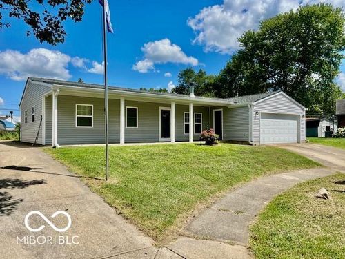 1009 S Cross Ct, Edinburgh, IN, 46124-1230 | Card Image