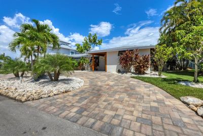 714 Norton Street, House other with 3 bedrooms, 3 bathrooms and null parking in Longboat Key FL | Image 1