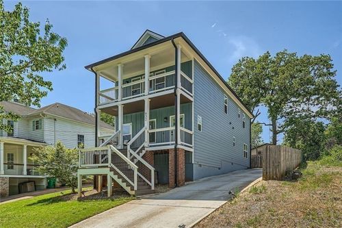632 Warren Ave, Scottdale, GA, 30079-1467 | Card Image