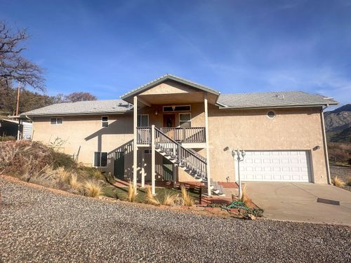 100 Dodger St, Bodfish, CA, 93205-9730 | Card Image