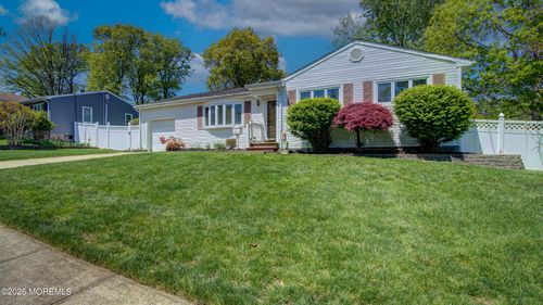 2 Birchwood Rd, Jamesburg, NJ, 08831-1326 | Card Image