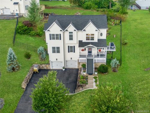 18 Tanyas Ct, Monroe, NY, 10950-1755 | Card Image