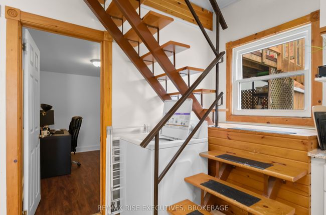 98 Mack St, House other with 2 bedrooms, 1 bathrooms and 1 parking in Kingston ON | Image 17