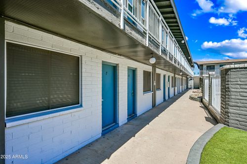 apt-7-3025 N 32nd Street, Phoenix, AZ, 85018 | Card Image