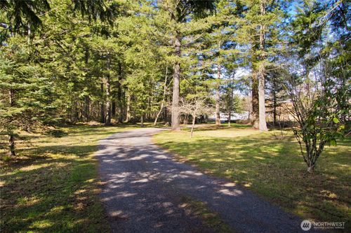 30870 Cumberland Kanaskat Rd Se, Ravensdale, WA, 98051-8904 | Card Image