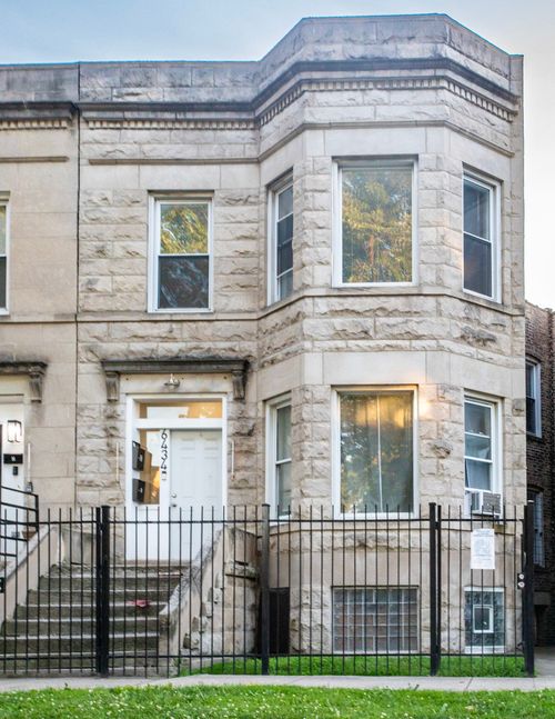 6434 S Eberhart Ave, Chicago, IL, 60637-3325 | Card Image