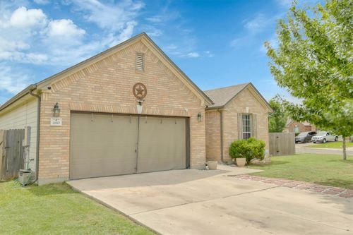 460 Waterleaf Blvd, Kyle, TX, 78640-5561 | Card Image