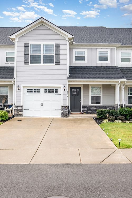 5319 Normandy Cob Dr, Murfreesboro, TN, 37129-1390 | Card Image