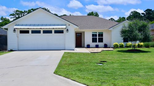 111 Lainey Ln, Mineola, TX, 75773-1911 | Card Image