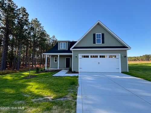 158 Spring Meadows Dr, Aberdeen, NC, 28315-4551 | Card Image