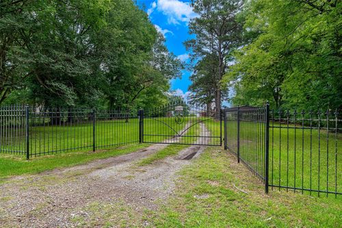 10307 Pirogue Rd, Oil City, LA, 71061-8728 | Card Image