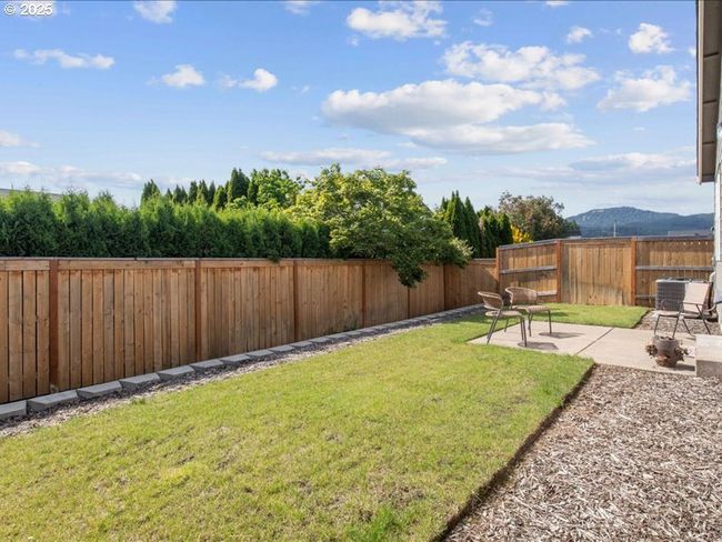 2622 26 Th Loop, House other with 3 bedrooms, 2 bathrooms and 2 parking in Springfield OR | Image 41