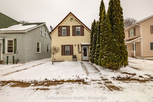 1131 3rd Ave W, Owen Sound, ON, N4K4P9 | Card Image