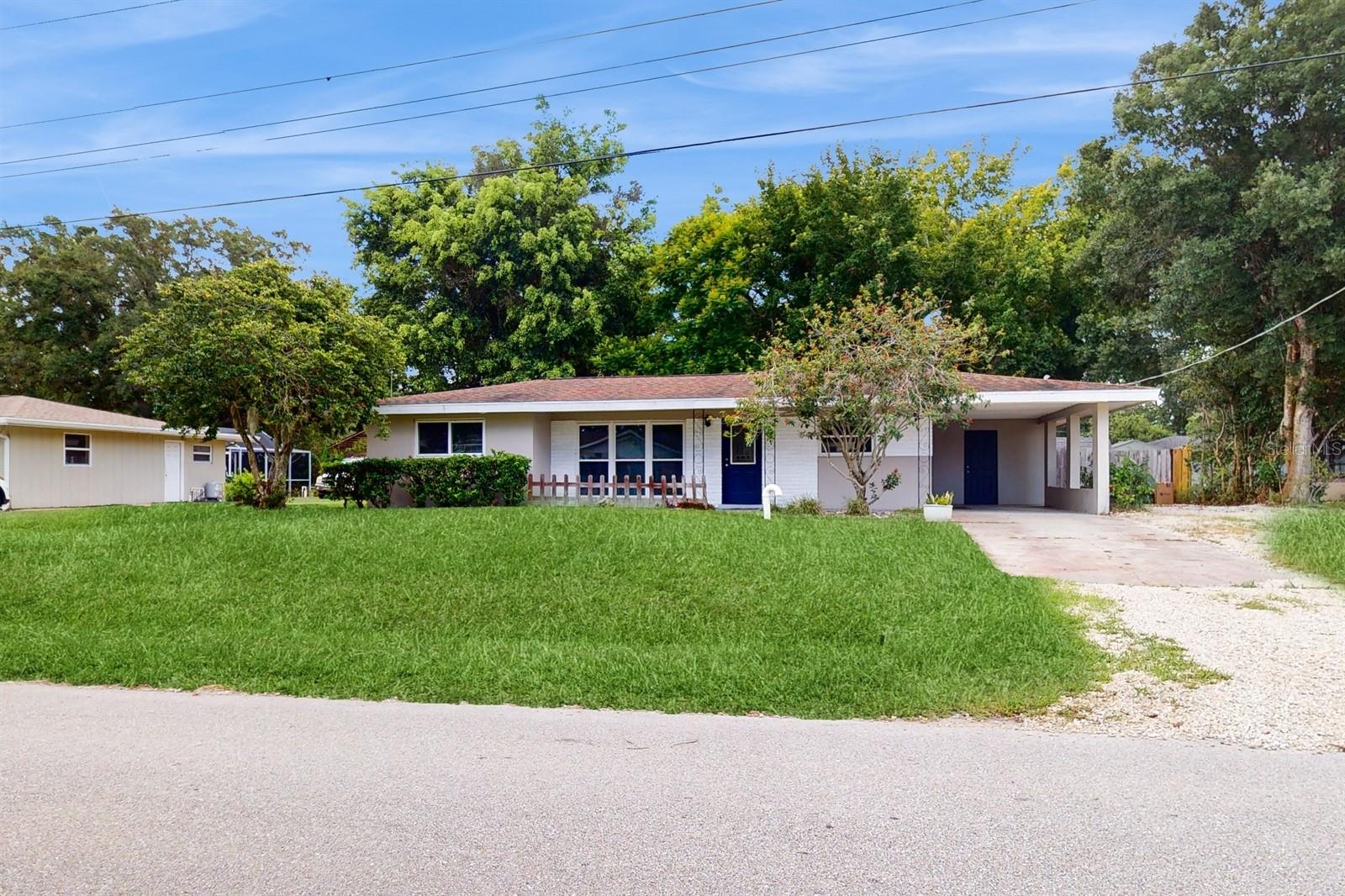 Teal Ave, Sarasota, FL 34232