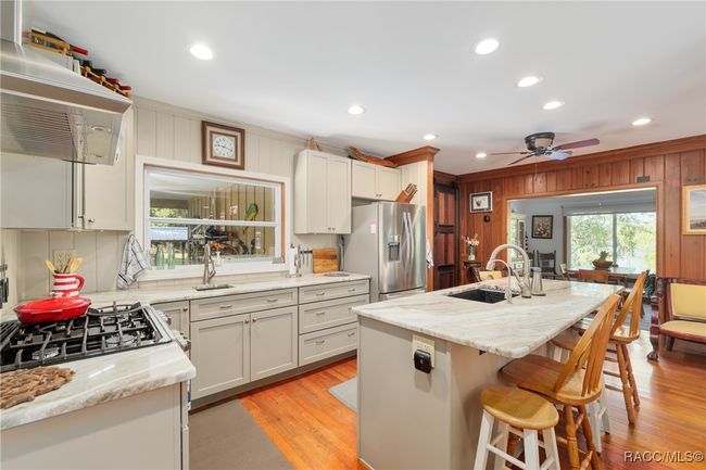 5870 N Briarcliff Ter, House other with 3 bedrooms, 3 bathrooms and 2 parking in Hernando FL | Image 7